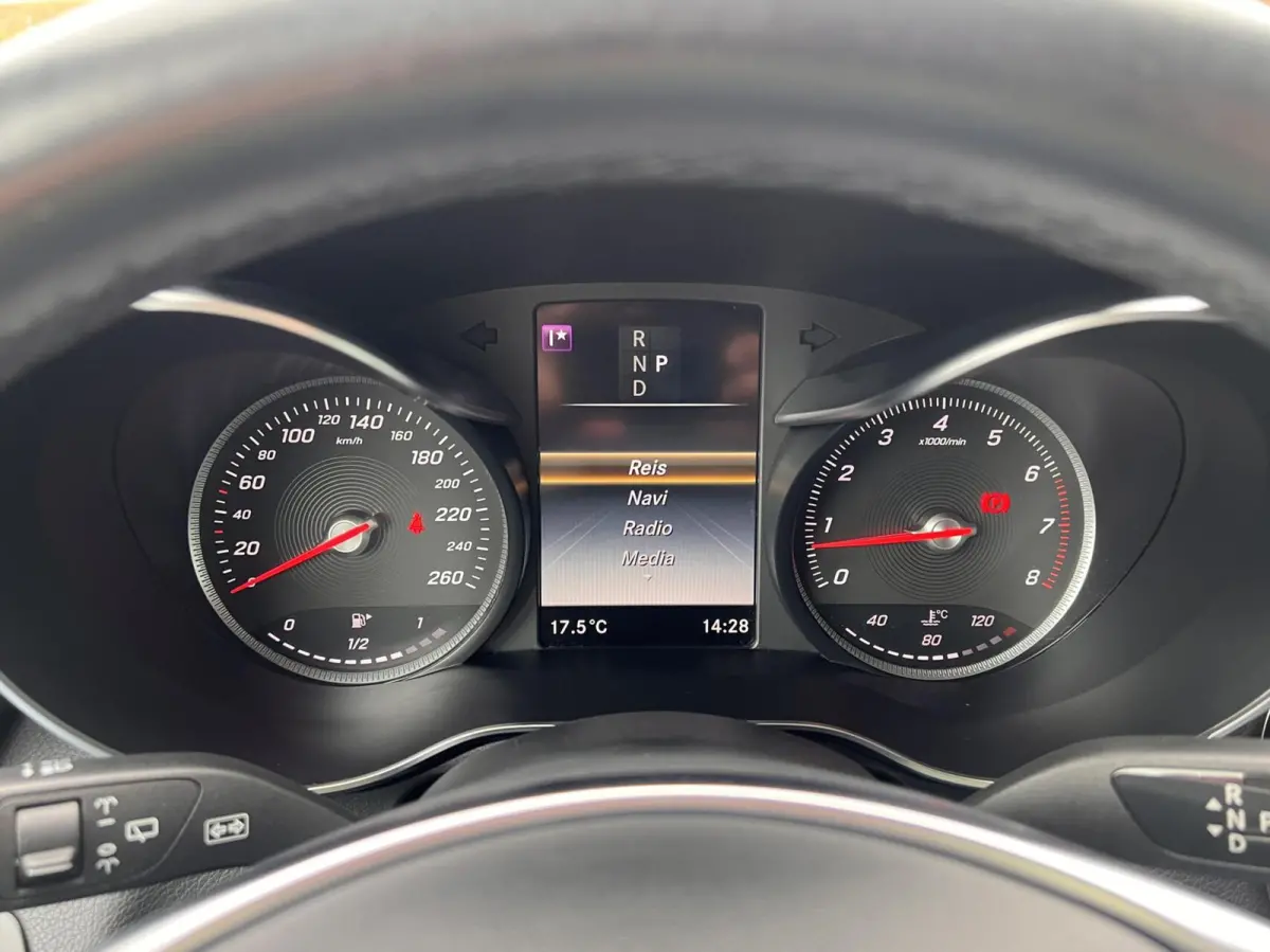 250 4MATIC Premium