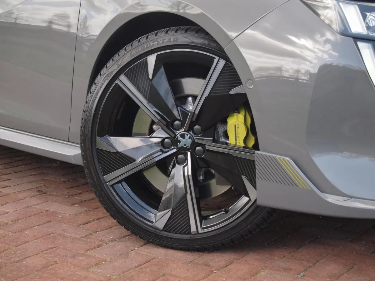 1.6 HYbrid Peugeot Sport Engineered | 360 Camera | 360 PK | NL-Auto | Gris Sellenium | Stoelverwarming |
