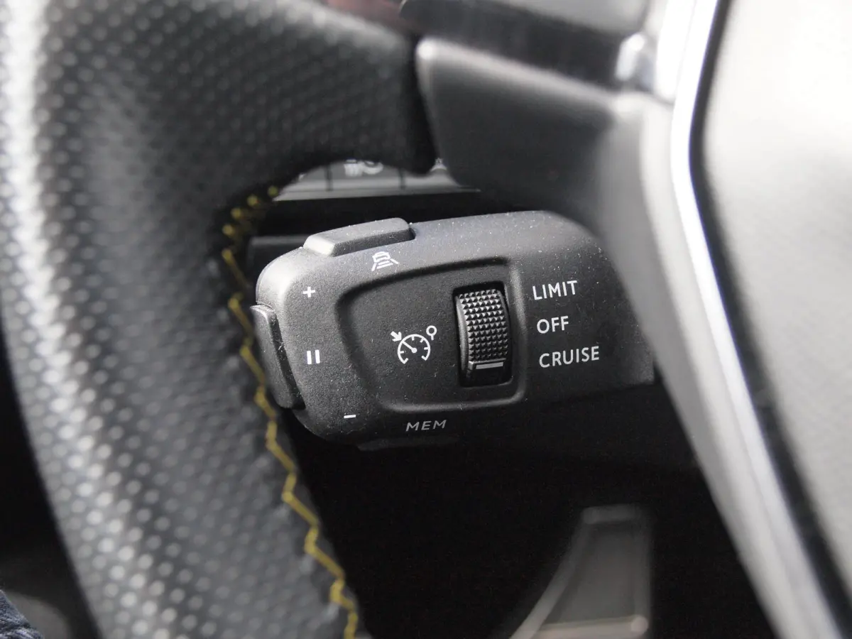 1.6 HYbrid Peugeot Sport Engineered | 360 Camera | 360 PK | NL-Auto | Gris Sellenium | Stoelverwarming |