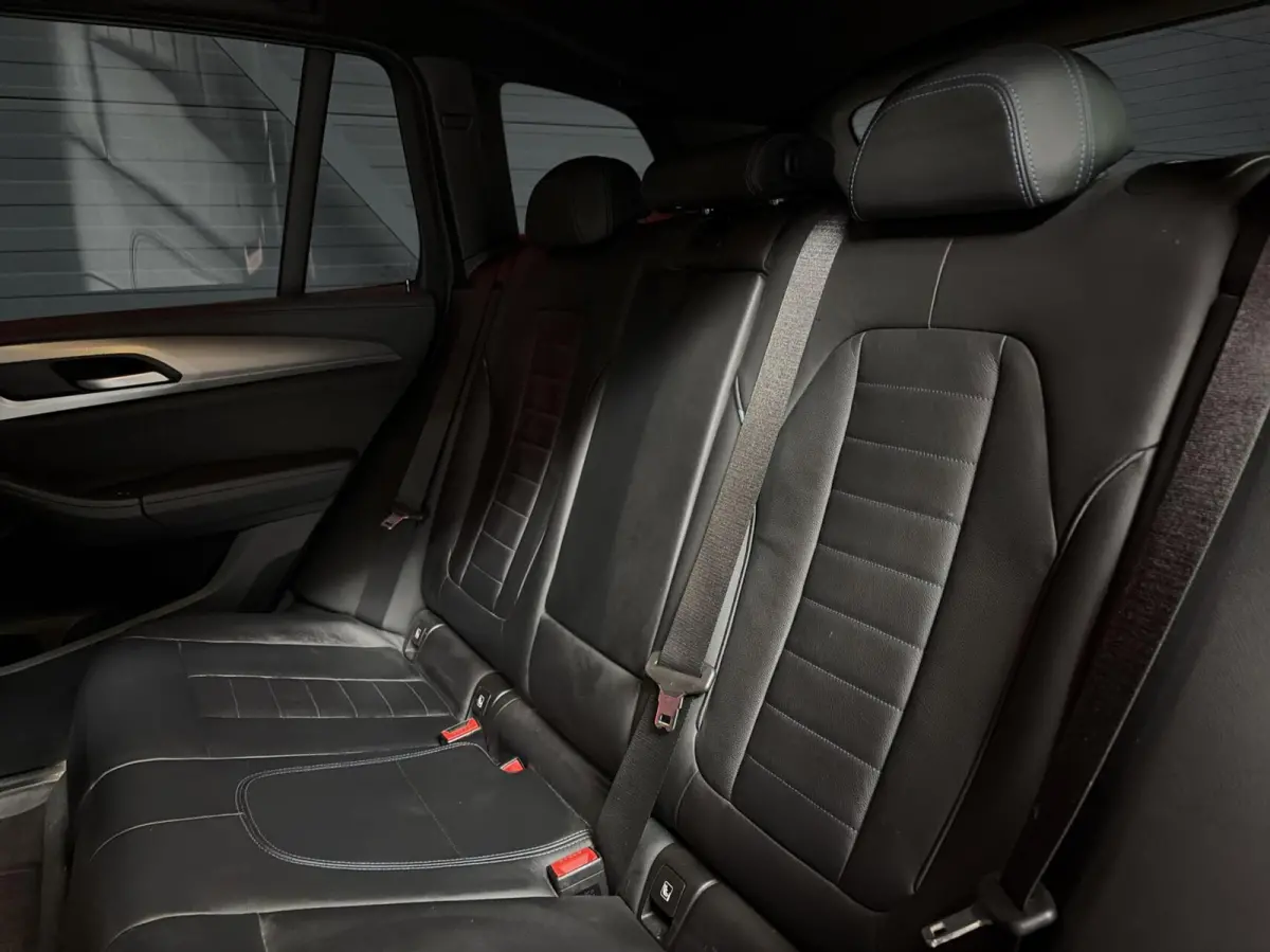 xDrive20i High Exec. |M-SPORT|LEDER|MEMORY|KEYLESS|20"