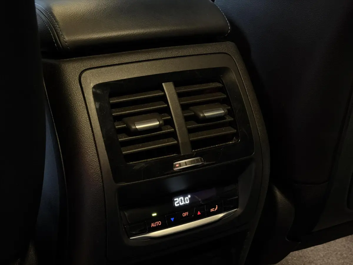 xDrive20i High Exec. |M-SPORT|LEDER|MEMORY|KEYLESS|20"