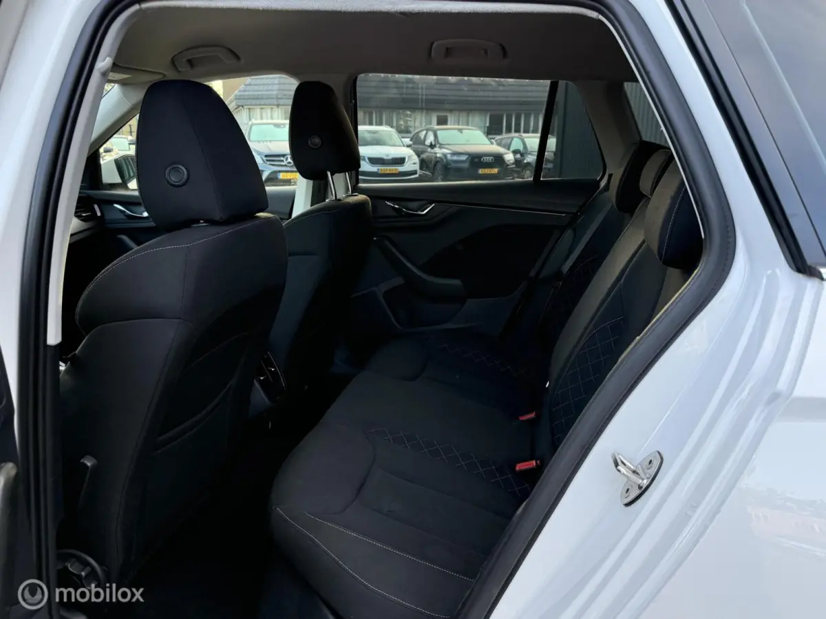 1.0 TSI Ambition AUTOMAAT | BTW | CARPLAY | ECC