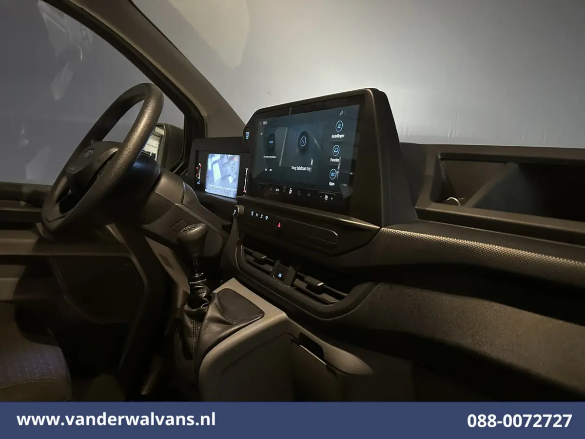 2.0 TDCI 136pk L2H1 Euro6 Airco | Camera | LED | Cruisecontrol | Apple Carplay Android Auto, Verwarmde voorruit, Parkeersensoren, Bijrijdersbank, 2800kg trekvermogen