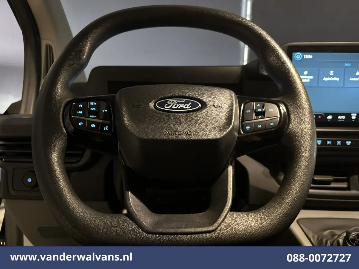 2.0 TDCI 136pk L2H1 Euro6 Airco | Camera | LED | Cruisecontrol | Apple Carplay Android Auto, Verwarmde voorruit, Parkeersensoren, Bijrijdersbank, 2800kg trekvermogen