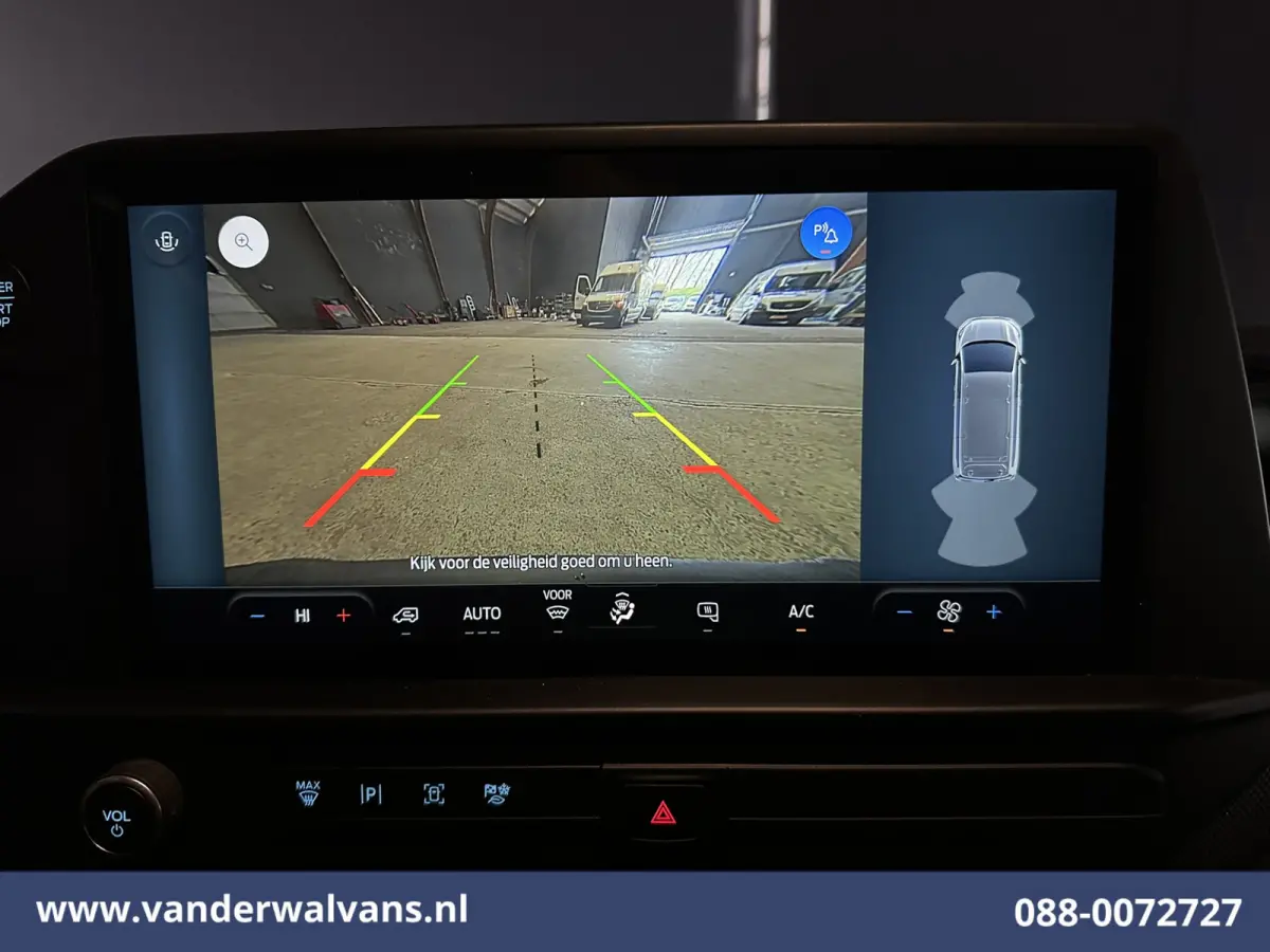 2.0 TDCI 136pk L2H1 Euro6 Airco | Camera | LED | Cruisecontrol | Apple Carplay Android Auto, Verwarmde voorruit, Parkeersensoren, Bijrijdersbank, 2800kg trekvermogen