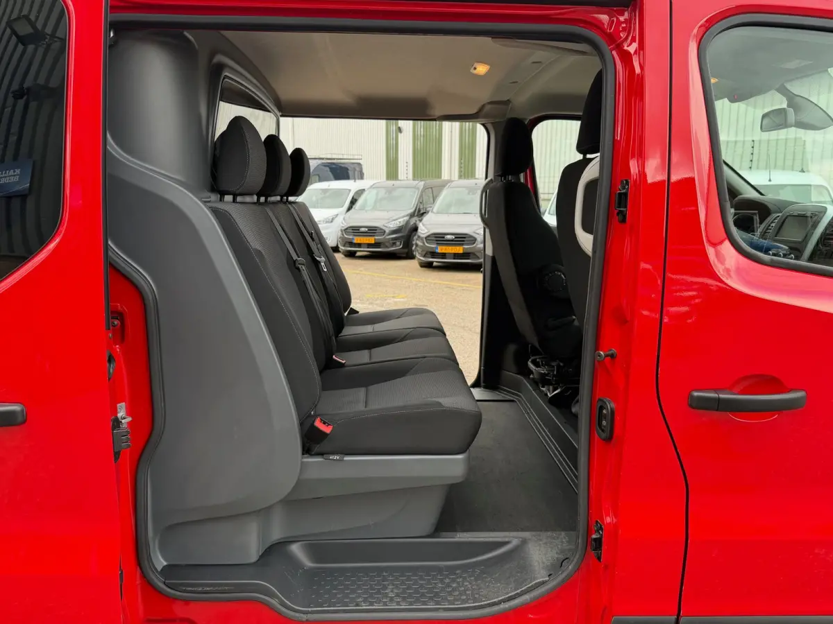2.0 dCi 145PK automaat T29 L2H1 DC 5 PRS Comfort / Camera / Dubbel cabine