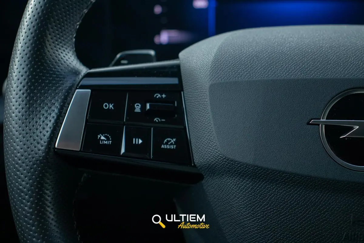 1.2 Business Elegance | Carplay Keyless BTW