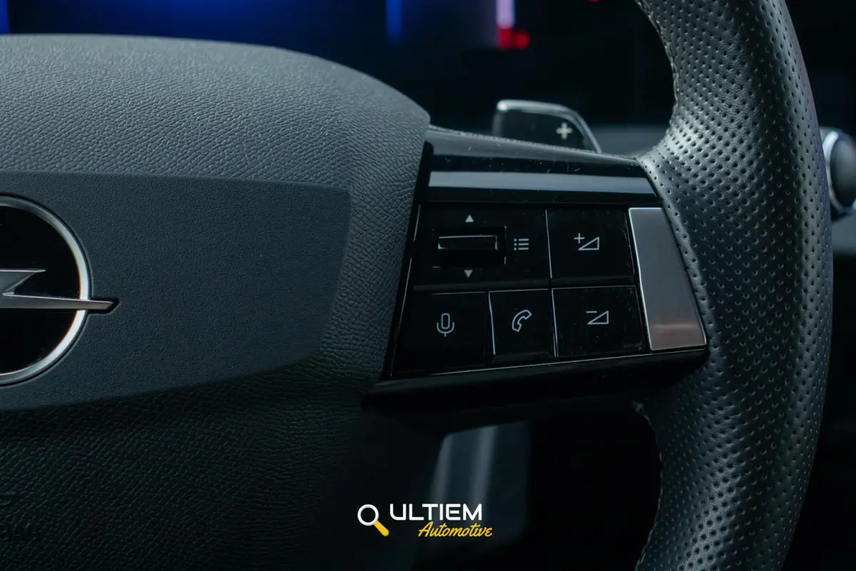1.2 Business Elegance | Carplay Keyless BTW
