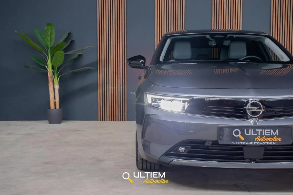 1.2 Business Elegance | Carplay Keyless BTW