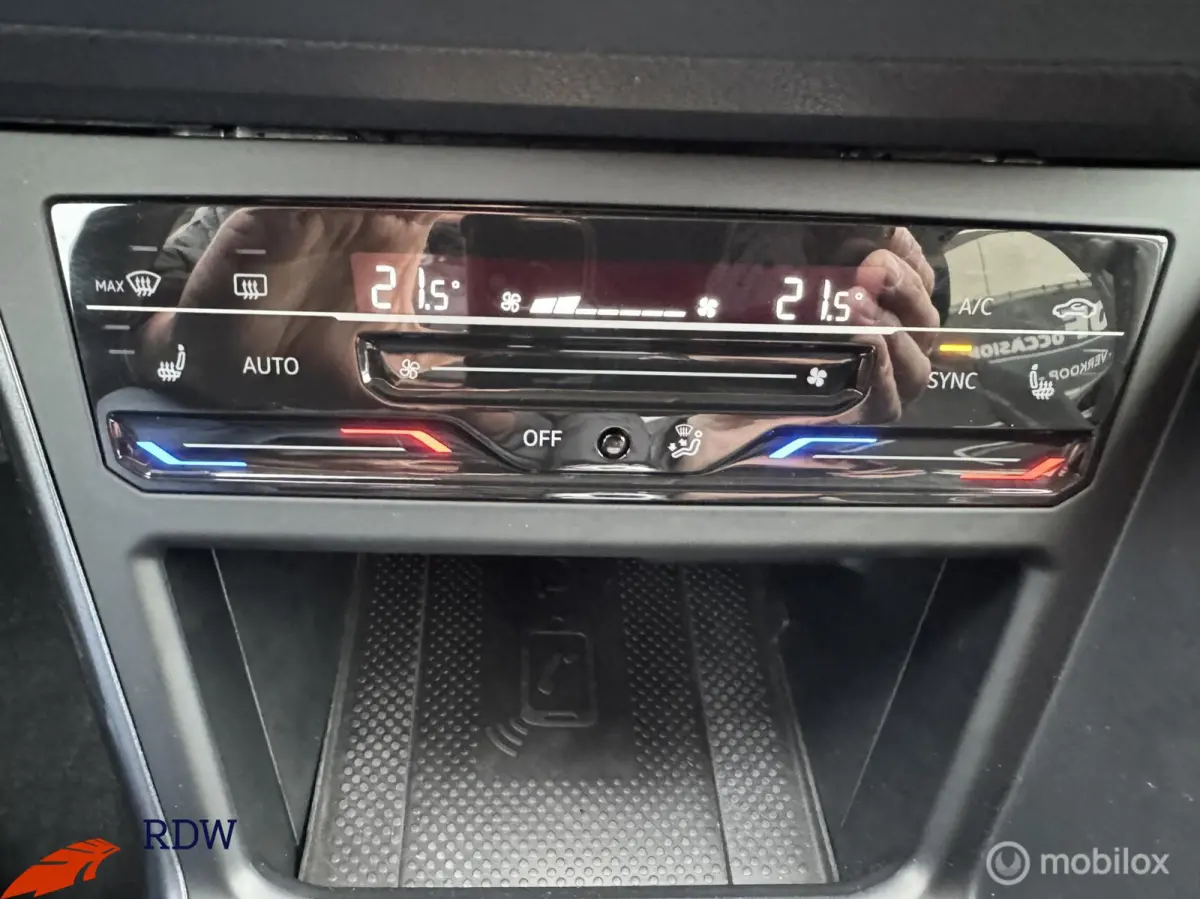 1.0 TSI Style AUTOMAAT IQ/LED/ACC/CAMERA
