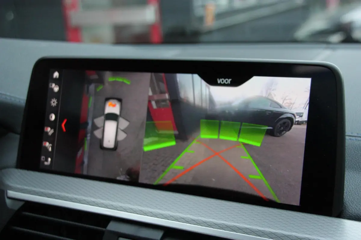 M40i xDrive High Executive Pano HUD H&K 360 354PK Vol