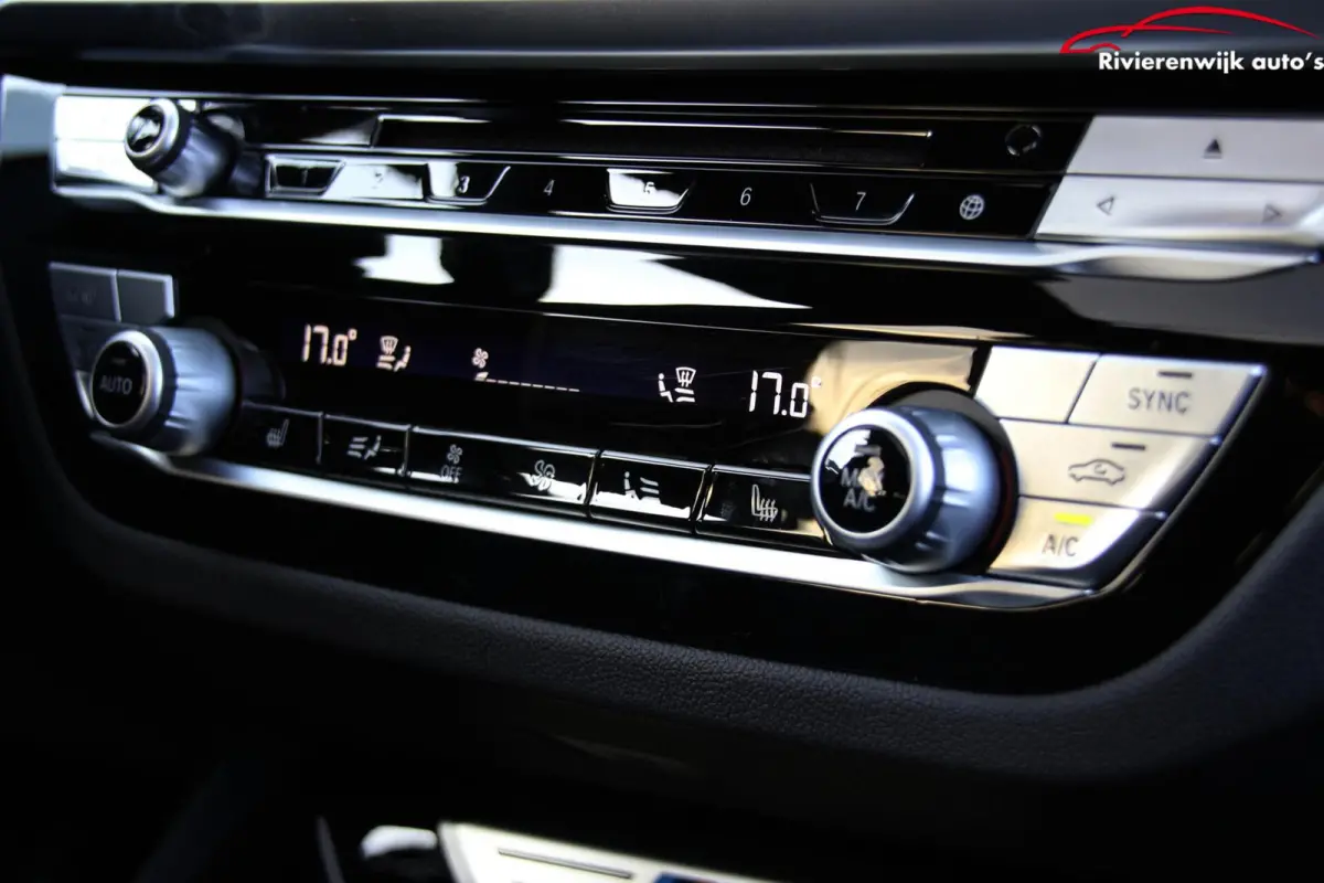 M40i xDrive High Executive Pano HUD H&K 360 354PK Vol