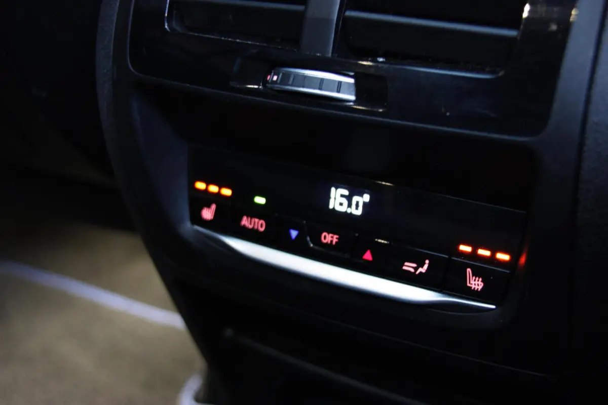 M40i xDrive High Executive Pano HUD H&K 360 354PK Vol