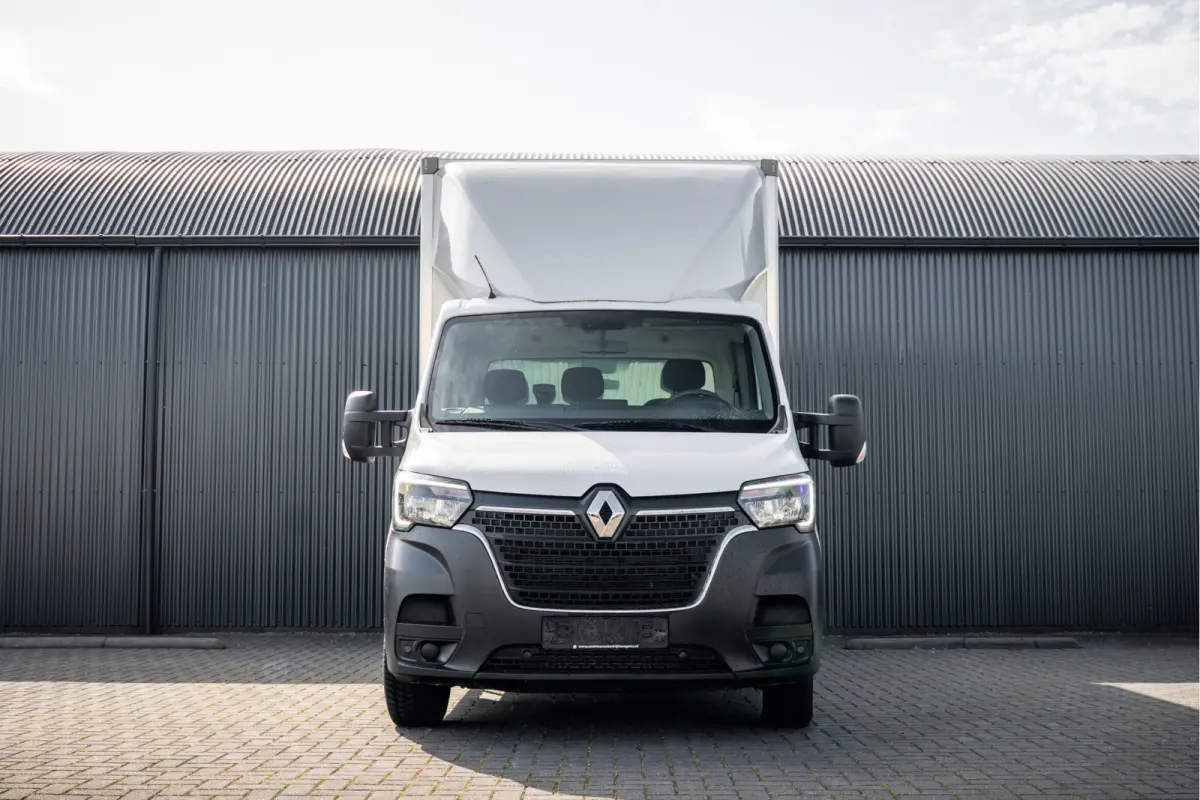**2.3dCi | Bakwagen met Laadklep | LED | Carplay | Camera | Cruise**