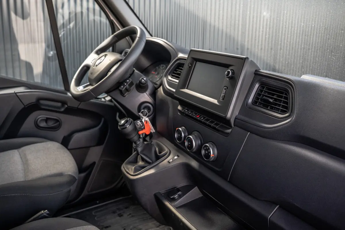 **2.3dCi | Bakwagen met Laadklep | LED | Carplay | Camera | Cruise**
