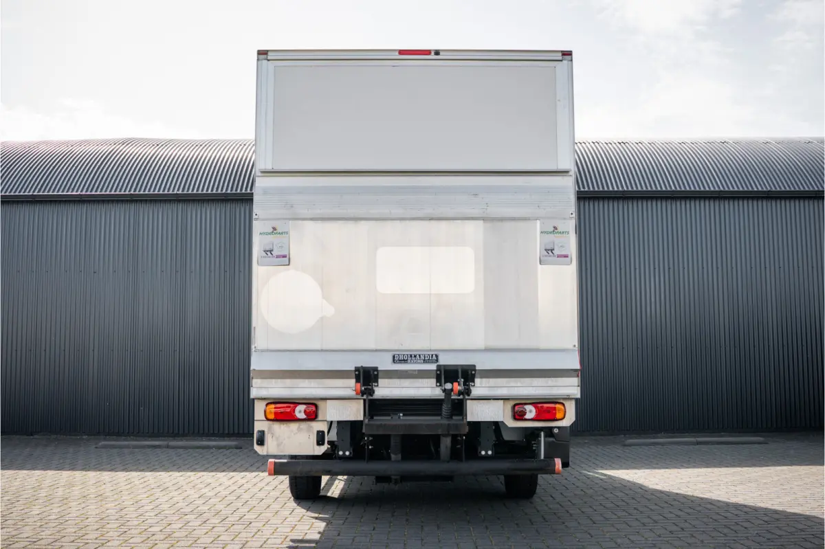 **2.3dCi | Bakwagen met Laadklep | LED | Carplay | Camera | Cruise**
