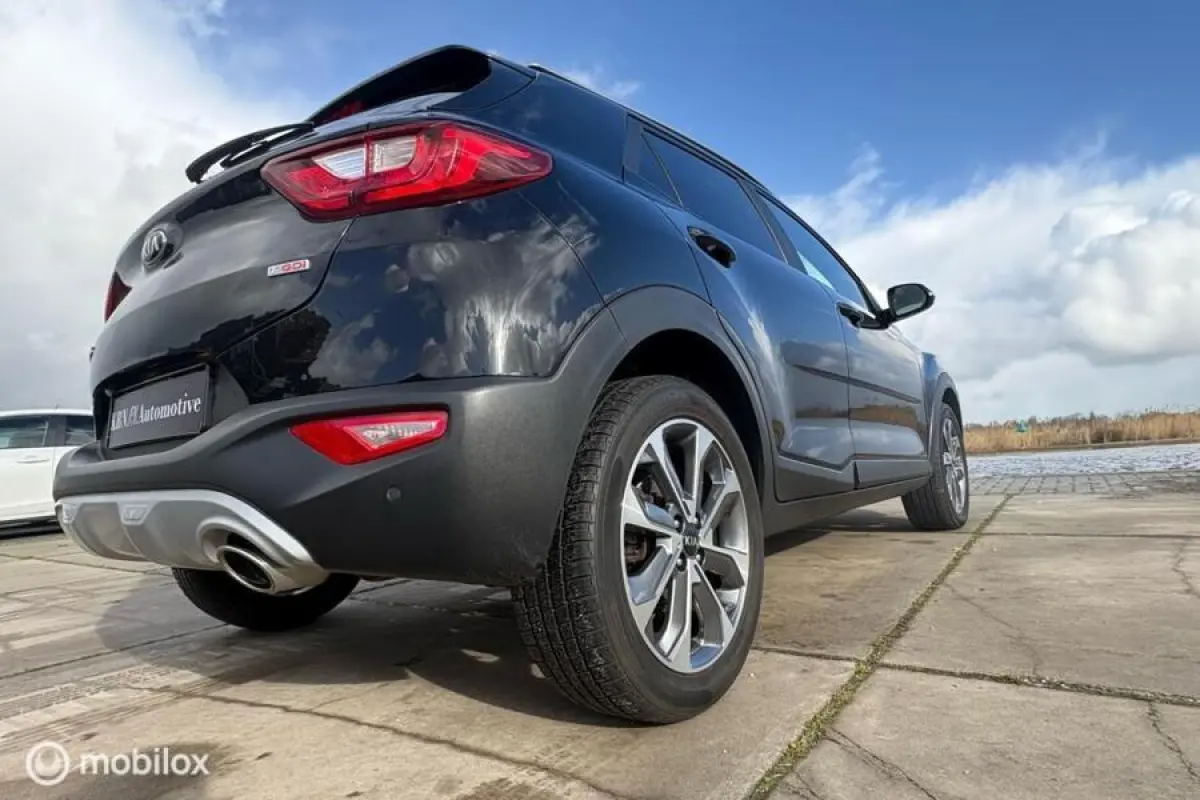 1.0 T-GDi | CarPlay | Camera | Climate | 2020