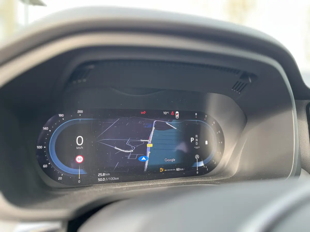 B4 Mild-Hybrid Momentum | Trekhaak |  Apple Carplay | Cruise Control | Climate Pack |
