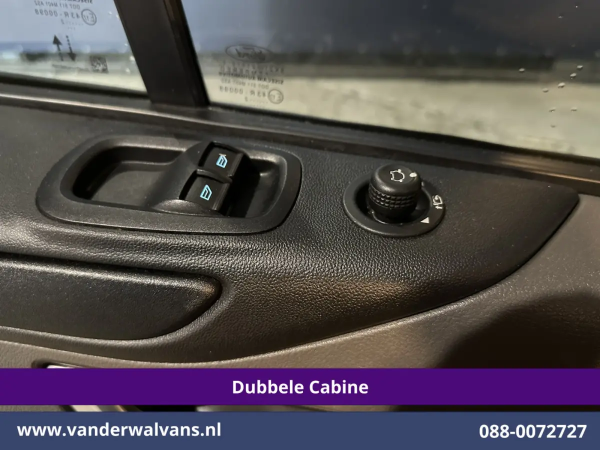 2.0 TDCI 130pk L2H1 Dubbele Cabine Euro6 Airco | 6-Zits | Xenon | Camera | Navigatie | Apple Carplay | LED Android Auto, Cruisecontrol, Stoelverwarming, Verwarmde voorruit, Parkeersensoren
