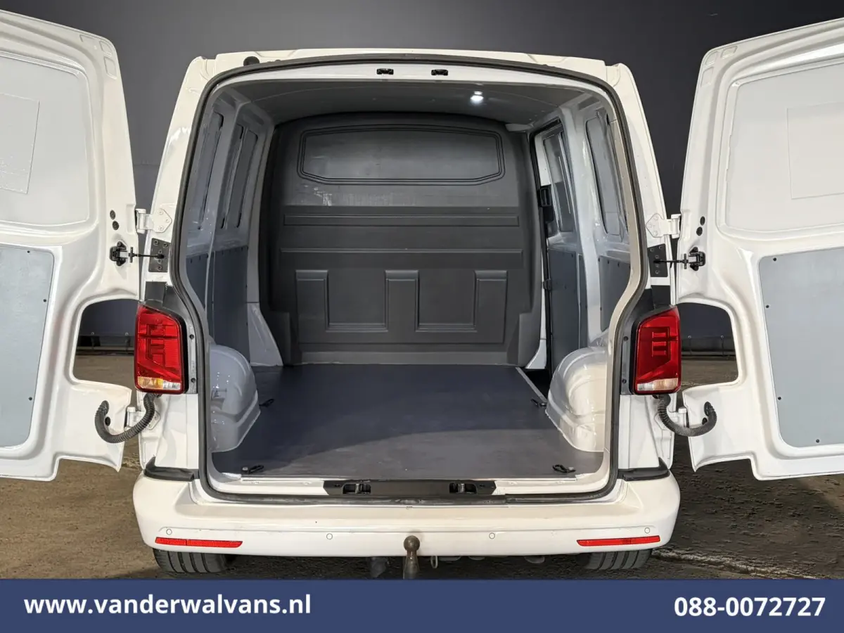 2.0 TDI L1H1 Euro6 Airco | Apple Carplay | Cruisecontrol | LM-velgen | Trekhaak | Parkeersensoren Android Auto