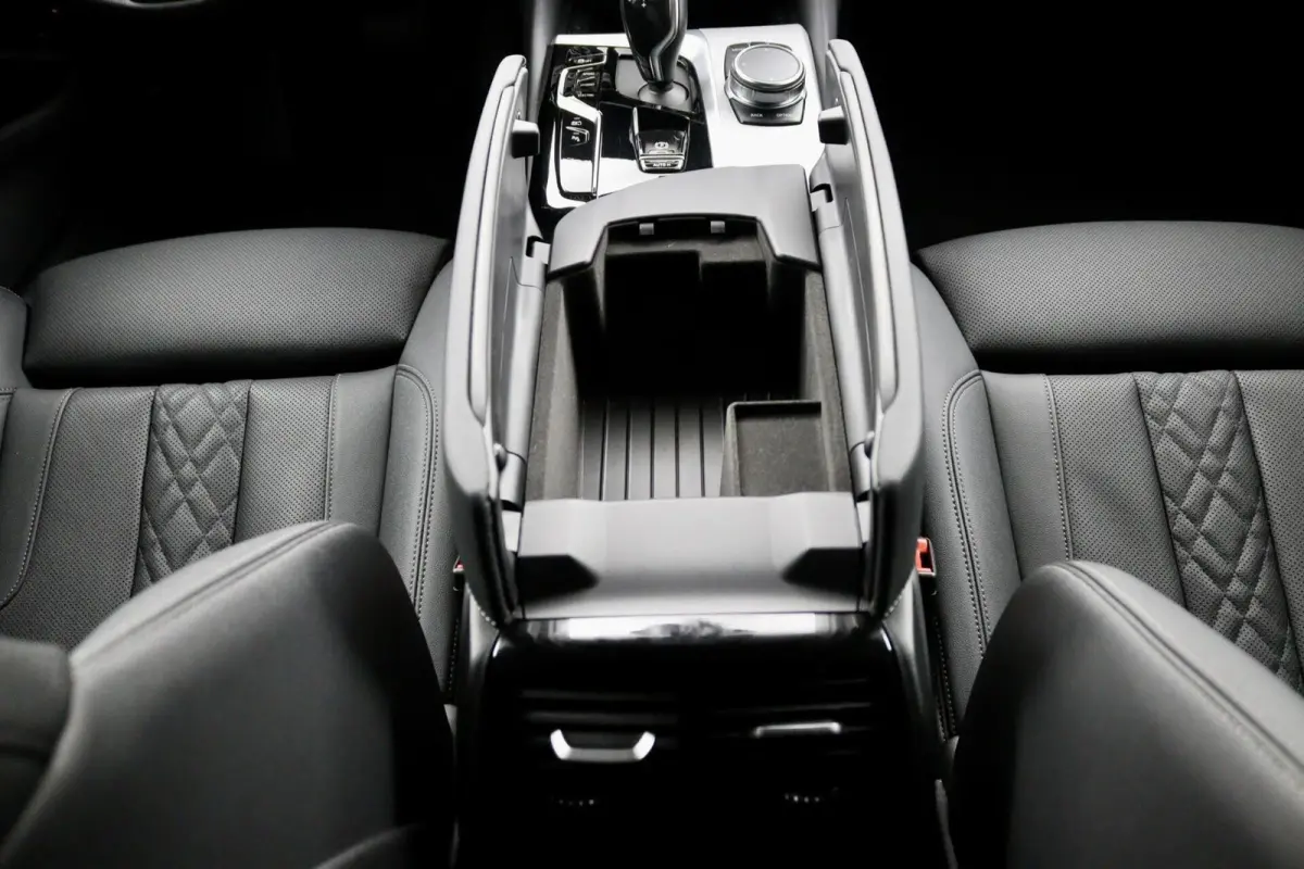 530e Business Edition Plus zwart