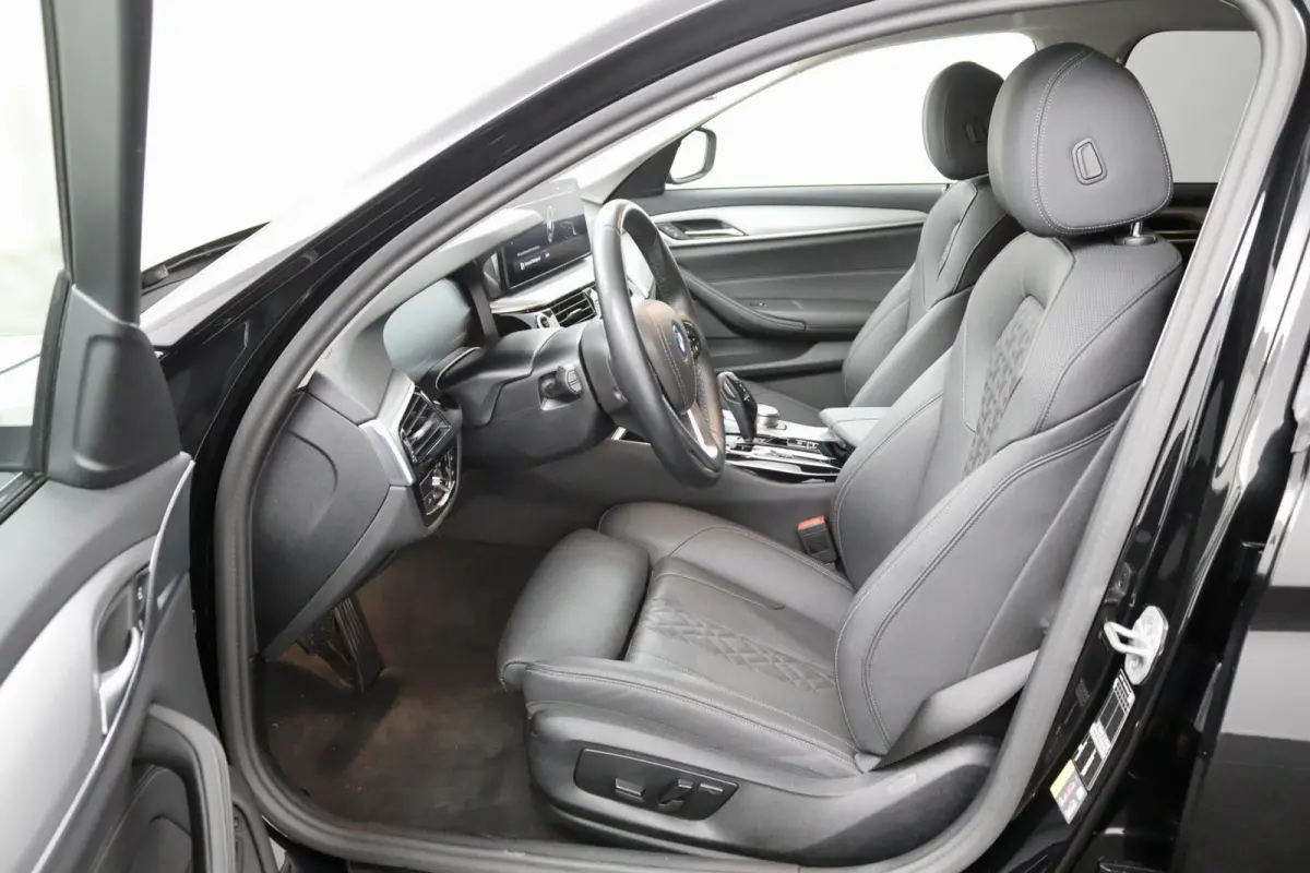 530e Business Edition Plus zwart