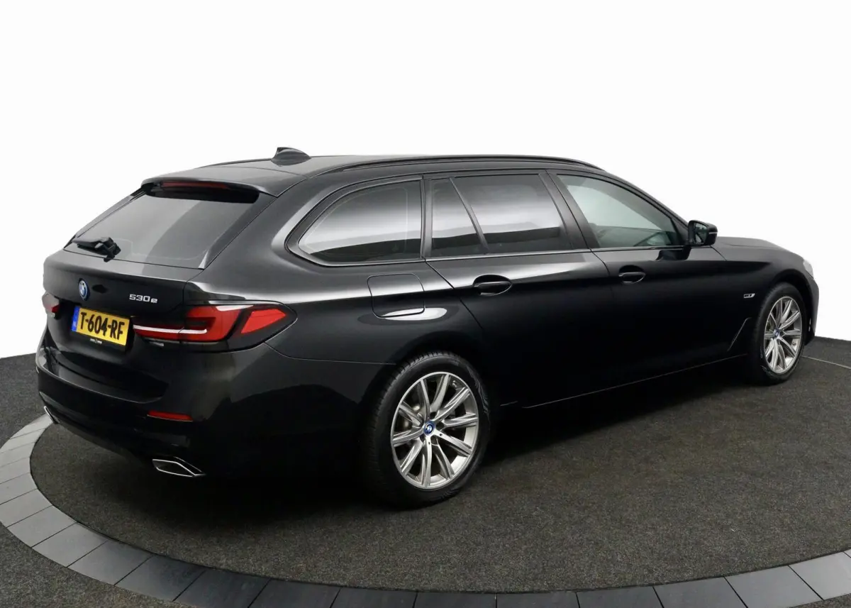 530e Business Edition Plus zwart