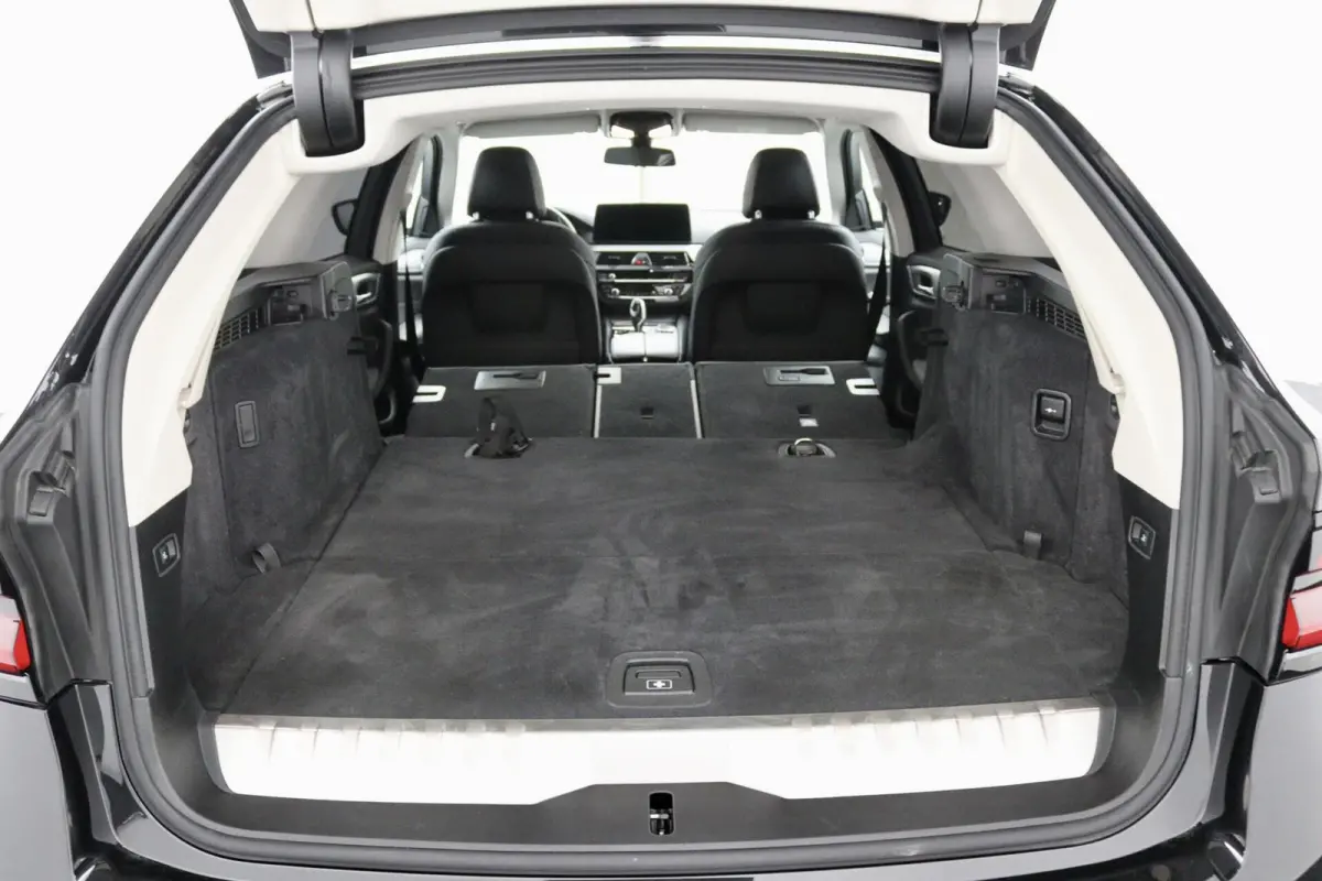 530e Business Edition Plus zwart