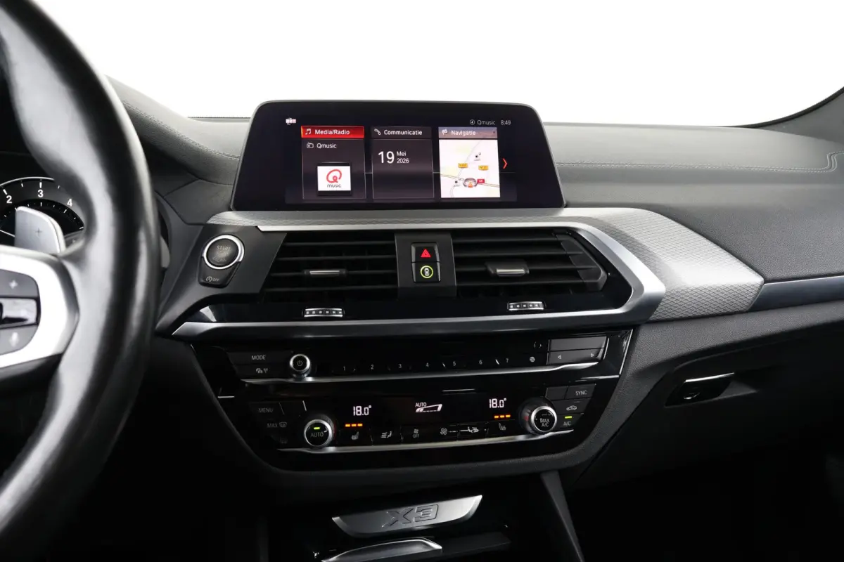 xDrive20i High Executive / M-Sport Pakket / Stuur & Stoelverwarming / Hifi / Head-Up / Adaptieve LED / Comforttoegang /