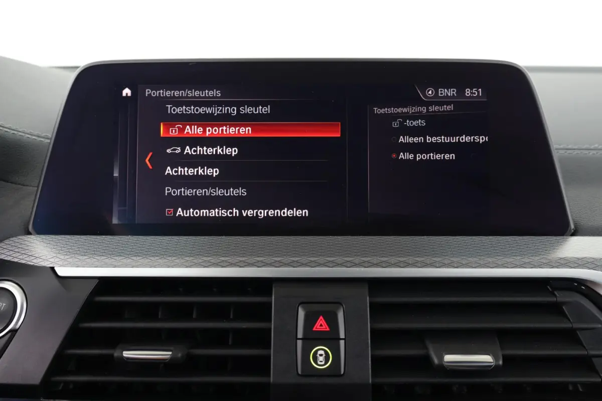 xDrive20i High Executive / M-Sport Pakket / Stuur & Stoelverwarming / Hifi / Head-Up / Adaptieve LED / Comforttoegang /