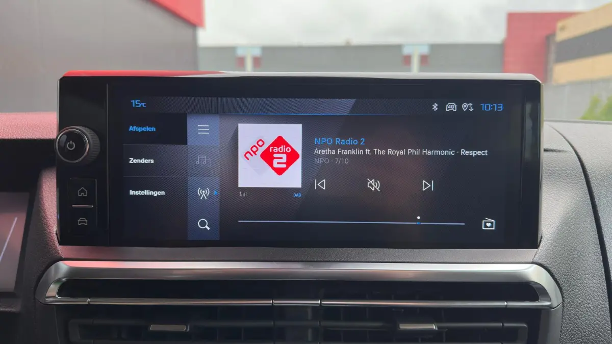 Standard 50 kWh 8 persoons STOEL- EN STUURVERWARMING | NAVI | PARKEERCAMERA | CARPLAY | PDC V+A