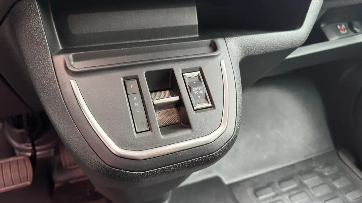 Standard 50 kWh 8 persoons STOEL- EN STUURVERWARMING | NAVI | PARKEERCAMERA | CARPLAY | PDC V+A