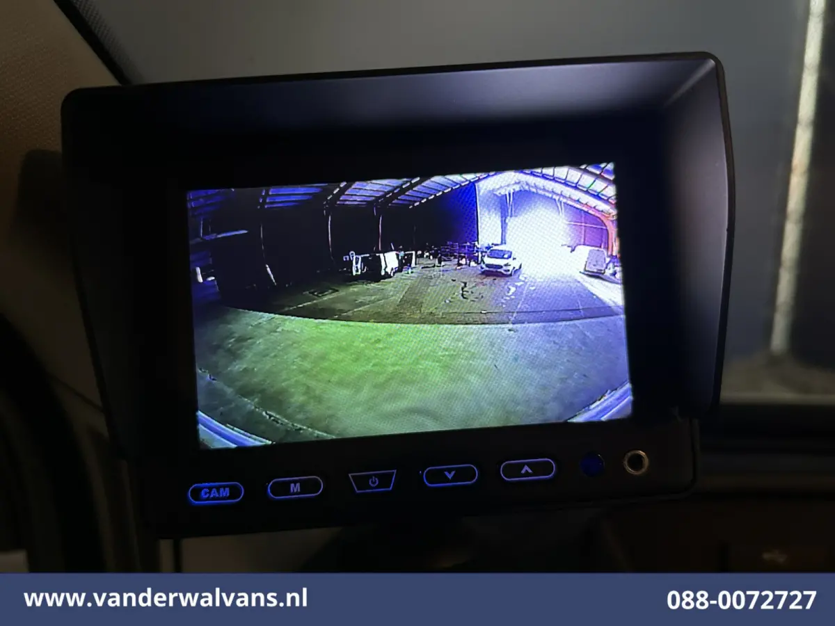 2.0 TDCI 130pk Bakwagen L4.35m Laadklep Euro6 Airco | Camera | Cruisecontrol | Verwarmde voorruit Bijrijdersbank, 970kg laadvermogen