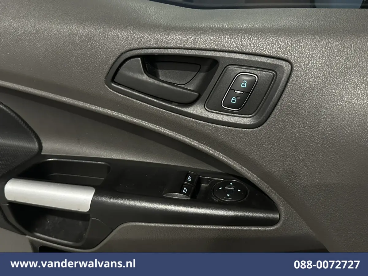 1.5 EcoBlue 100pk L2H1 Euro6 Airco | 2x zijdeur | Camera | Navigatie | Apple Carplay | Cruisecontrol Verwarmde voorruit, Parkeersensoren