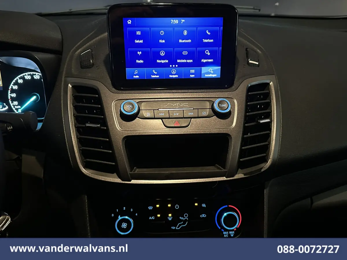 1.5 EcoBlue 100pk L2H1 Euro6 Airco | 2x zijdeur | Camera | Navigatie | Apple Carplay | Cruisecontrol Verwarmde voorruit, Parkeersensoren