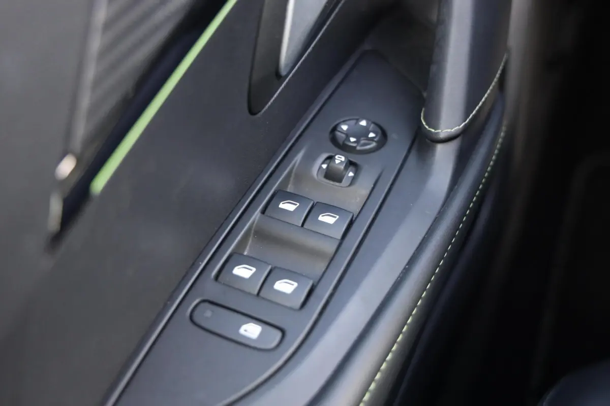1.2 PureTech GT|Automaat|Camera|Navi|LED|Apple carplay/Android auto|