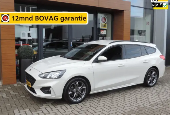 1.0-T 125PK Hybrid ST Line Business | 1e Eig | Metropolis White | Winterpack | 17” | Keyless | LED kopl | Camera