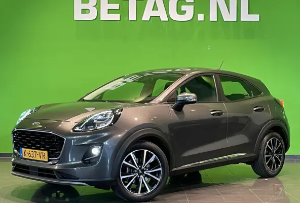 1.0 EcoBoost Titanium | LED | CarPlay |