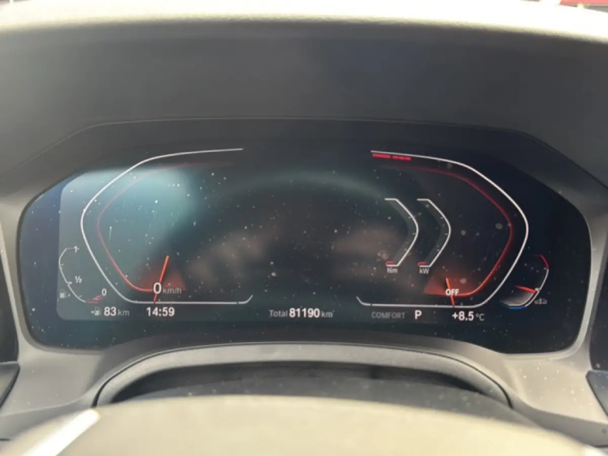 318I SPORTLINE M-PAKKET LEDER/CAMERA/STOELVERW/E-KLEP/CRUISE/LED