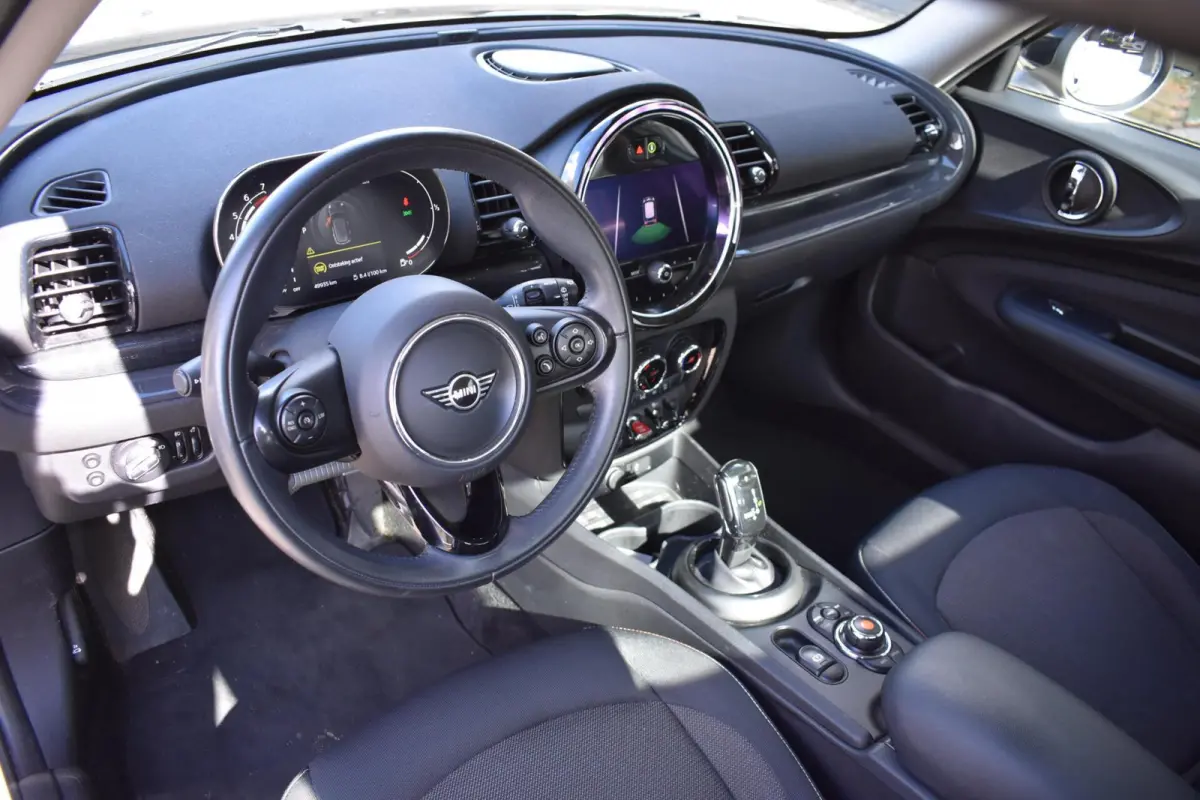 1.5 Cooper Business Ed. | Pano | LED | Carplay |