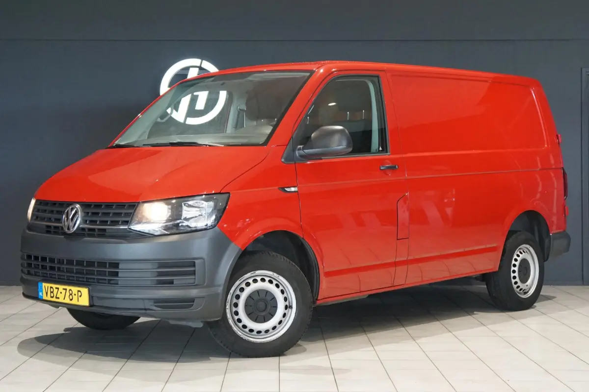 2.0 TDI L1H1 Comfortline EURO 6 + TREKHAAK / BT KOPPELING / PDC /