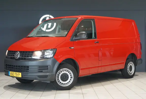 2.0 TDI L1H1 Comfortline EURO 6 + TREKHAAK / BT KOPPELING / PDC /