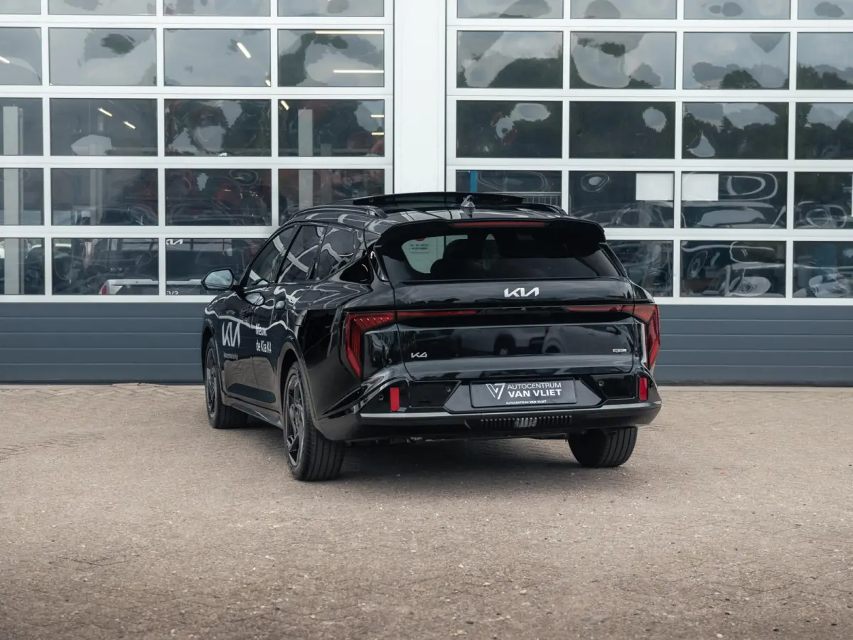 Sportswagon 1.0 T-GDi MHEV Automaat GT-Line Launch Ed. | Schuif/Kanteldak | 17" | Full LED | Stoel&Stuur Verwarming | Flippers