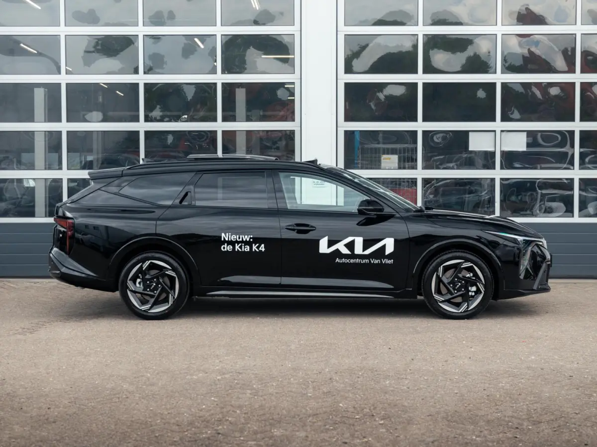 Sportswagon 1.0 T-GDi MHEV Automaat GT-Line Launch Ed. | Schuif/Kanteldak | 17" | Full LED | Stoel&Stuur Verwarming | Flippers