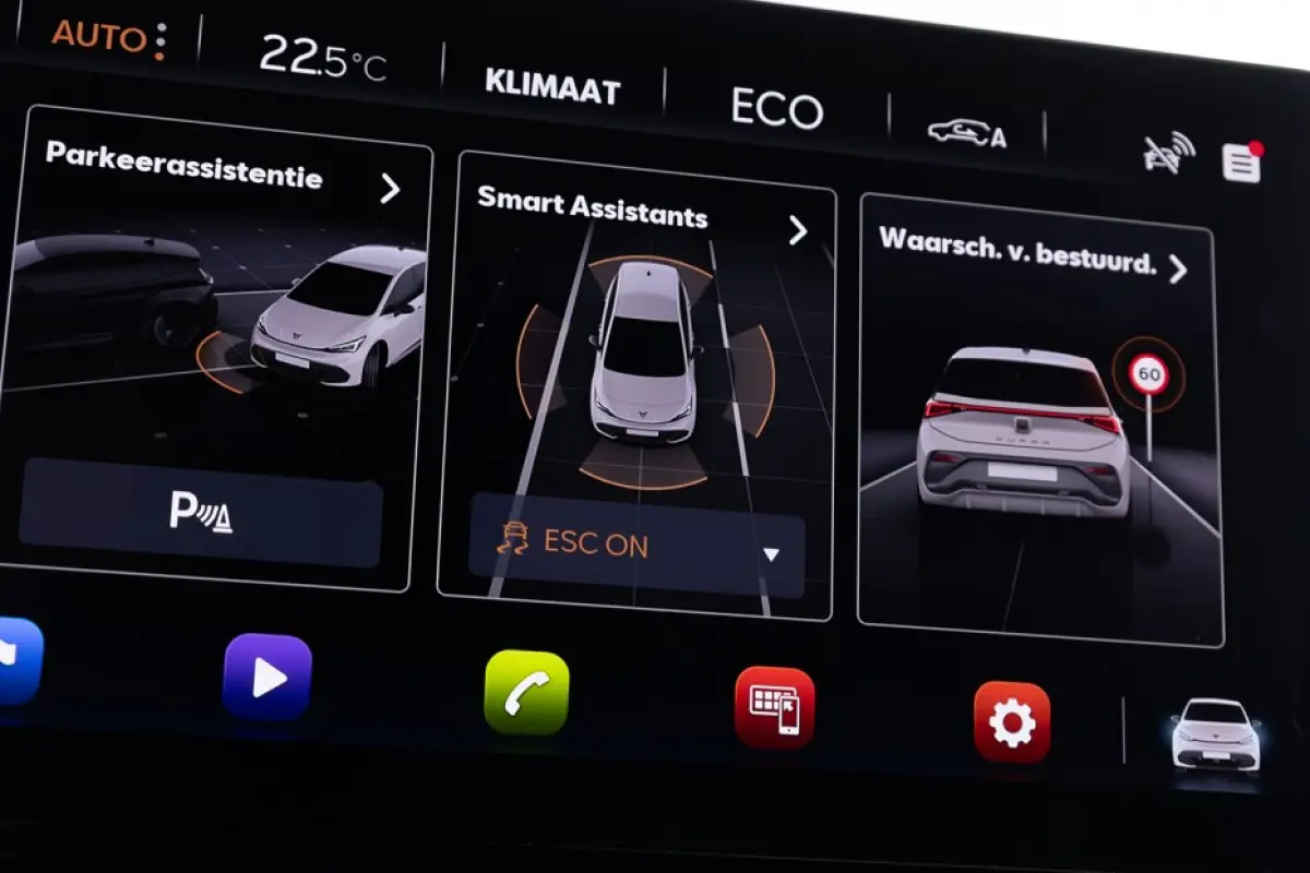 Essential 62 kWh | Full LED | SOH: 94,8% |