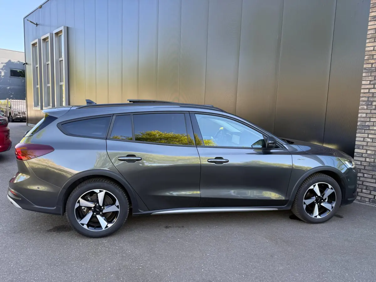1.0 Eco 155pk AUT. Hybrid Active X HUD, Panorama, Leder, Adop cruise BOMVOL!!