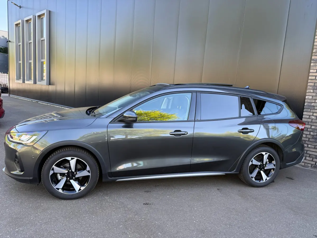 1.0 Eco 155pk AUT. Hybrid Active X HUD, Panorama, Leder, Adop cruise BOMVOL!!