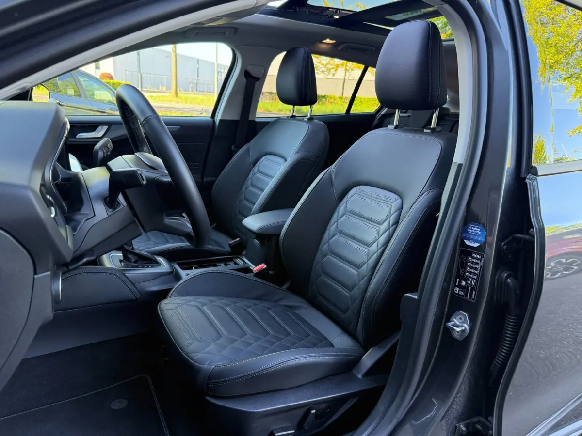 1.0 Eco 155pk AUT. Hybrid Active X HUD, Panorama, Leder, Adop cruise BOMVOL!!