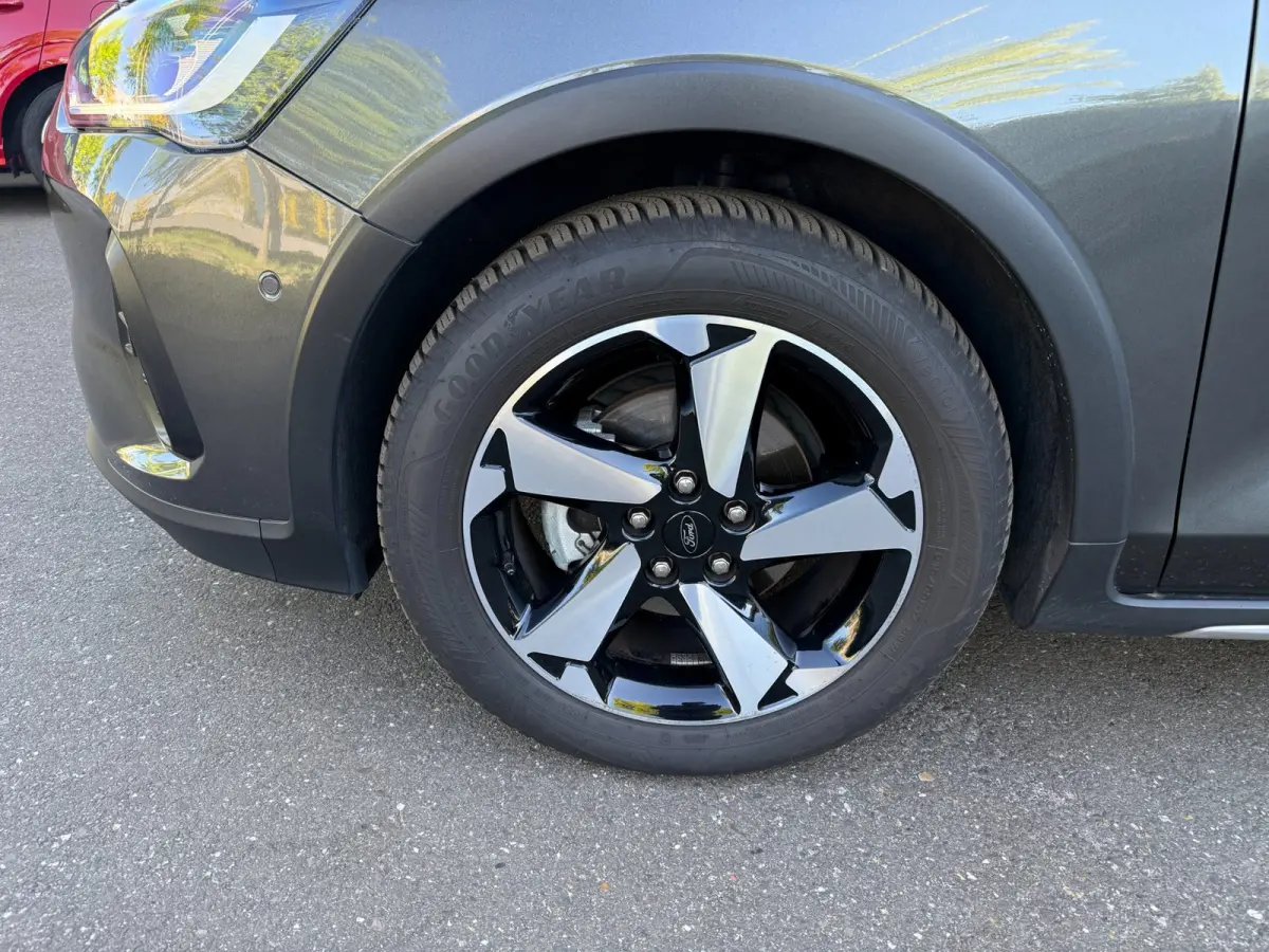 1.0 Eco 155pk AUT. Hybrid Active X HUD, Panorama, Leder, Adop cruise BOMVOL!!