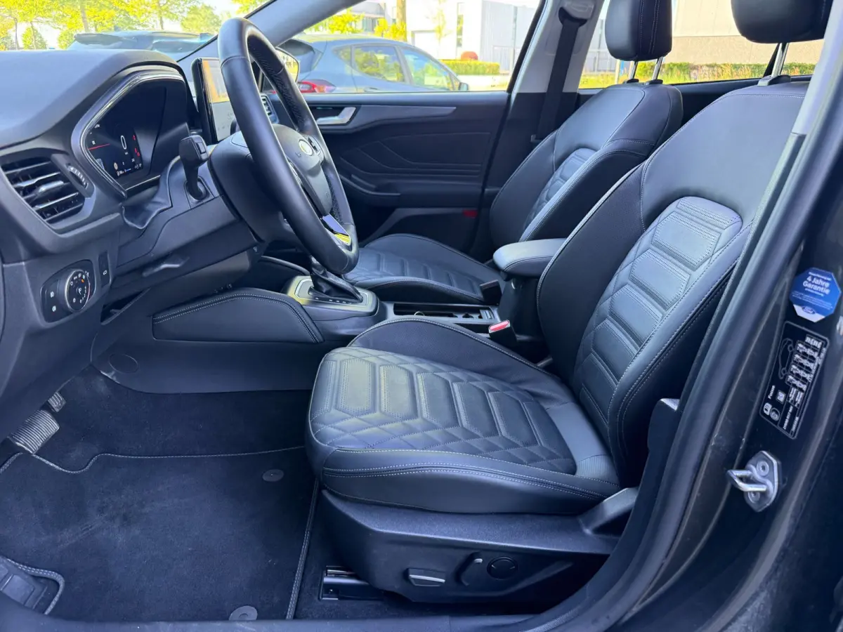 1.0 Eco 155pk AUT. Hybrid Active X HUD, Panorama, Leder, Adop cruise BOMVOL!!
